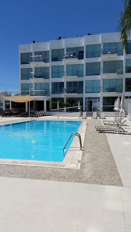 Coralli Spa Artemis Apartments Protaras