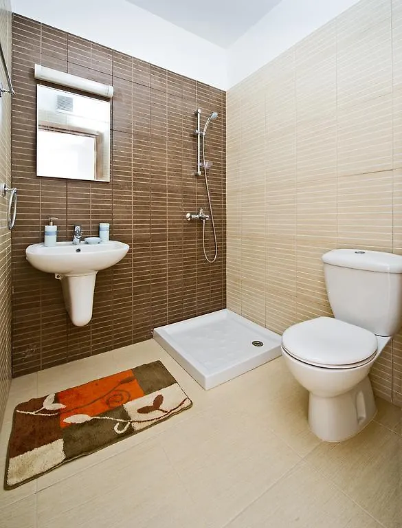 Coralli Spa Artemis Apartments Protaras