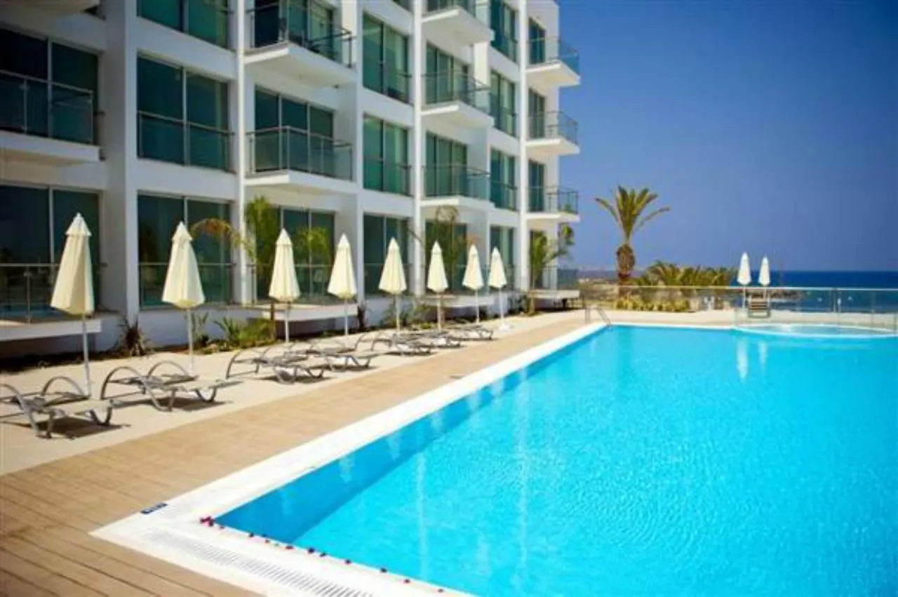 Coralli Spa Artemis Apartments Protaras